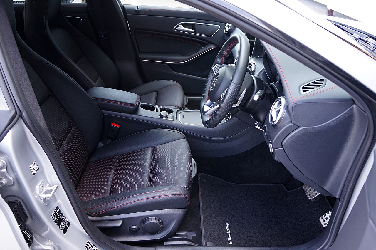 when to turn car seats.